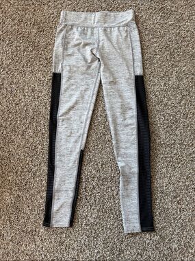 Dunlop Heather Gray Athletic Leggings Black Side Panels Women’s Size M